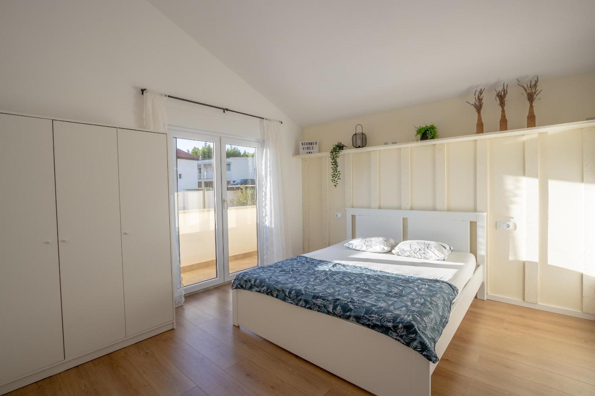 Apartman Rojo Omis Exterior photo