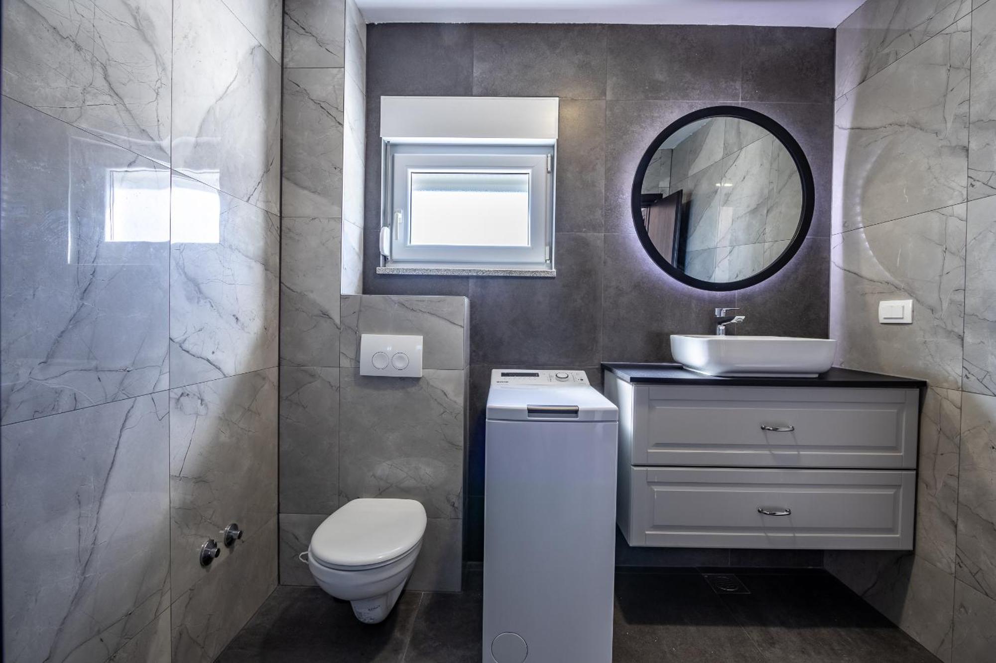Apartman Rojo Omis Exterior photo